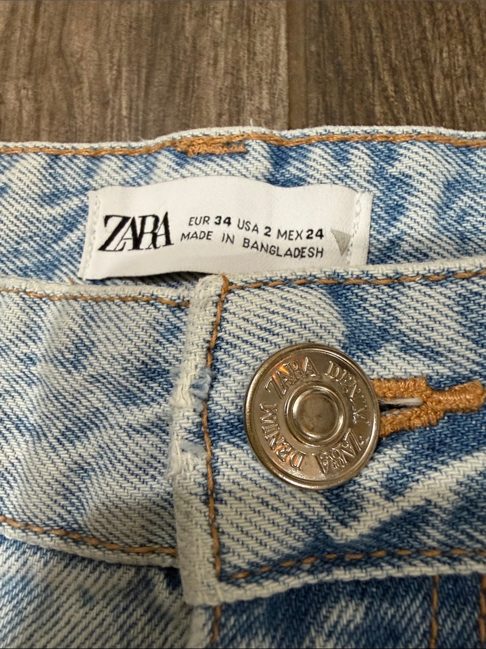 Zara TRF High-Rise Wide-Leg Distressed Jeans - Picture 2 of 7